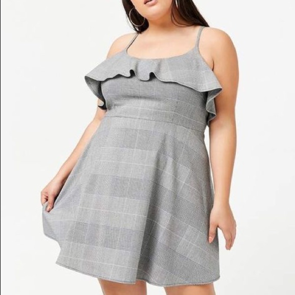🎉 HP! Forever 21 Plus Glen Plaid Skater Dress